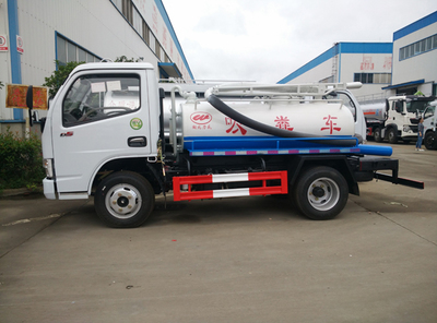 吸糞車 城市環(huán)衛(wèi)的關(guān)鍵力量與選購指南