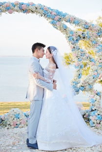 與吳奇隆婚后首合體撈金 劉詩(shī)詩(shī)眼神愛(ài)意滿滿